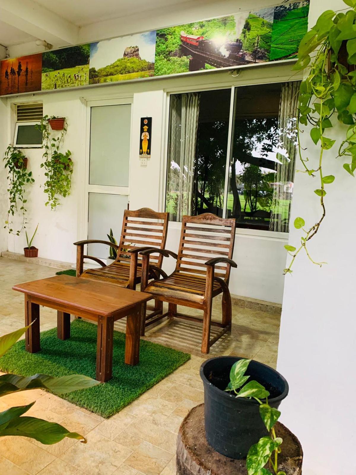 Thisara Guest House Полоннарува Экстерьер фото